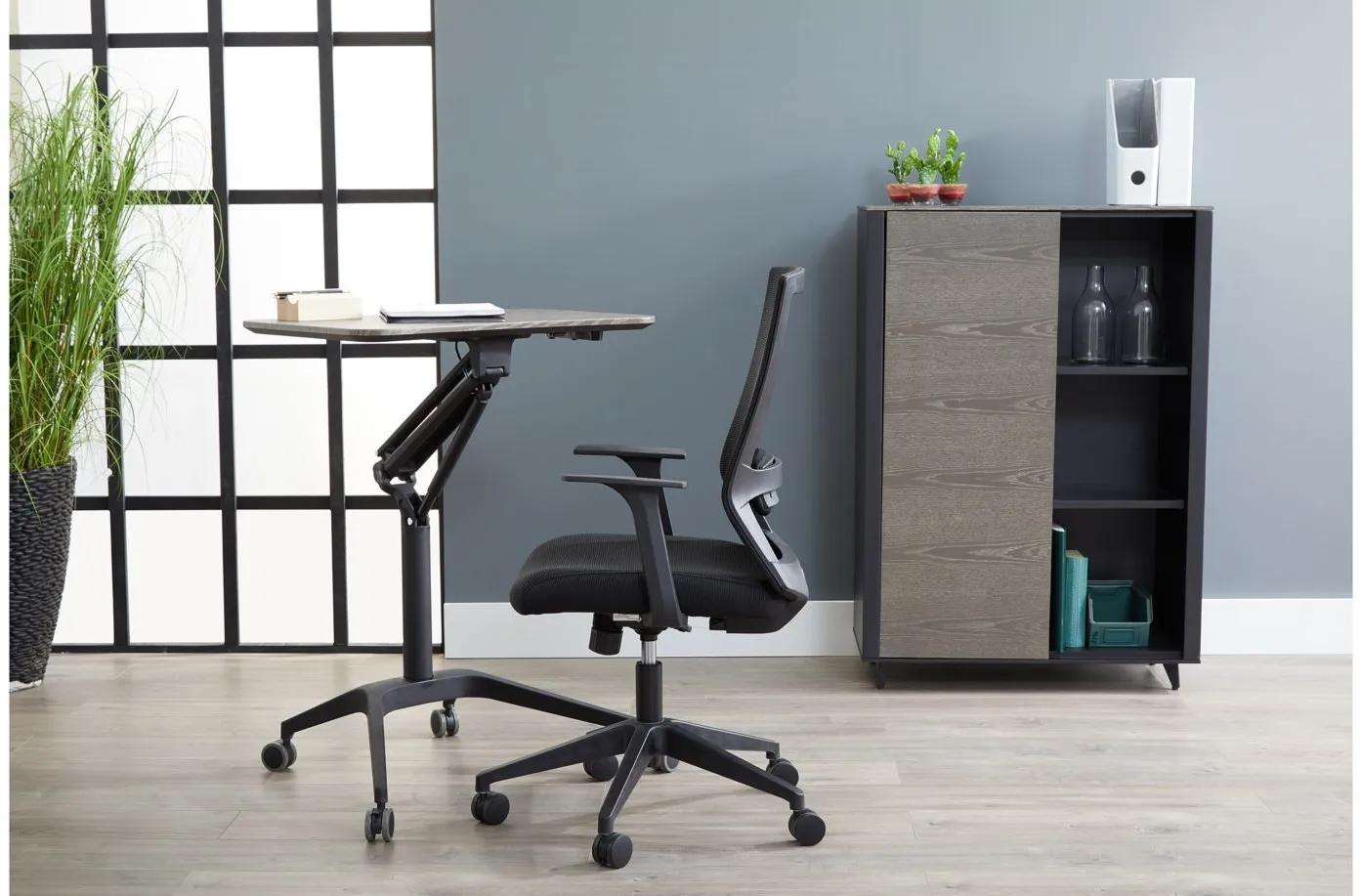Unique Furniture Enola Adjustable Mobile Desk in gray by Unique Furniture
